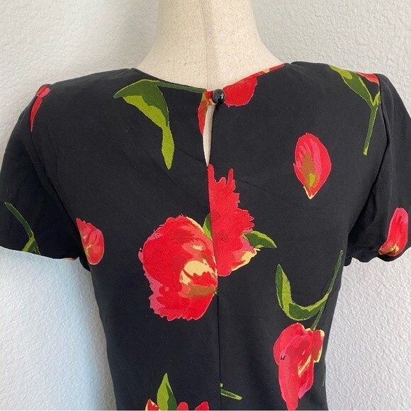 Hampton Dress Co Vintage Black Red Floral Short Slv Fit Flare Tier Ruffle SZ 10 - Picture 5 of 8